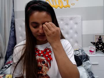 سكس سحاق مراهقات جديد ساخن نار فى حمام السباحة